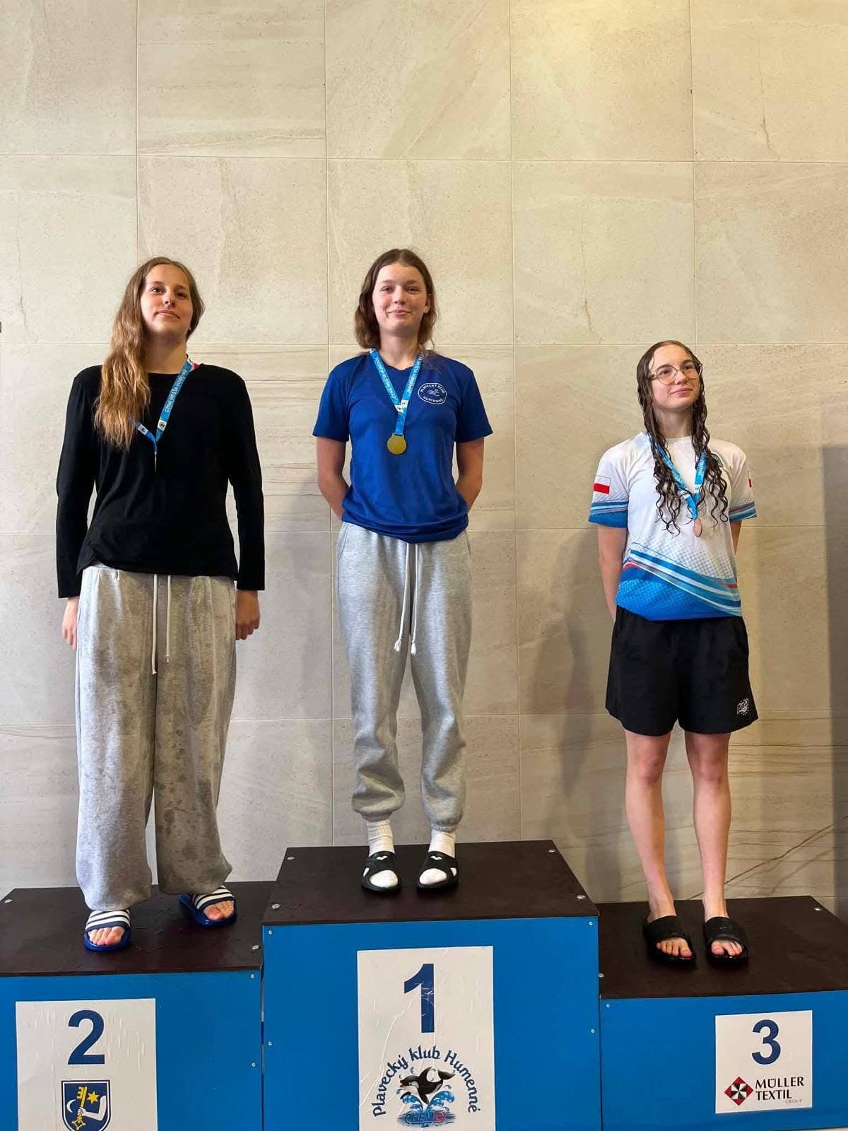 Podium dievcata detail
